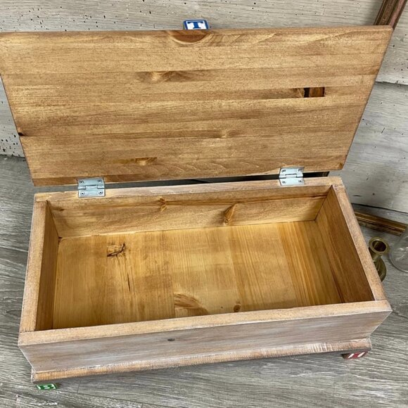 Small unique upcycled wood chest for baby/kids_ Home decoration - Picture 3 of 4